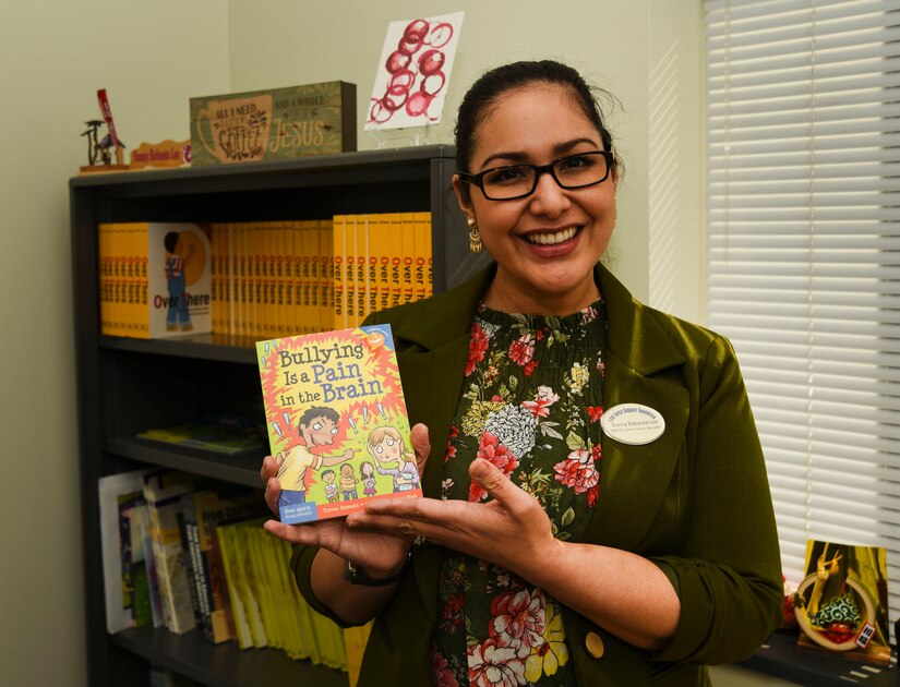 School liaison officer helper to many > Joint Base Andrews > Article