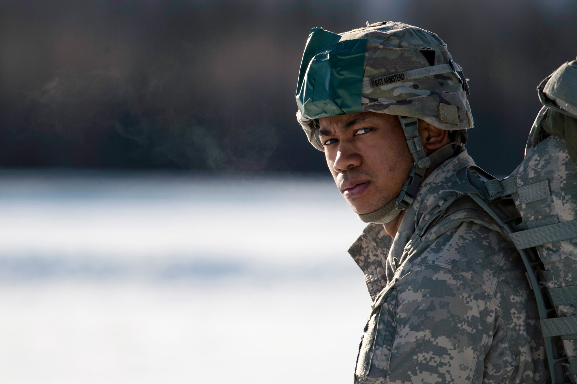 Spartan paratroopers go airborne