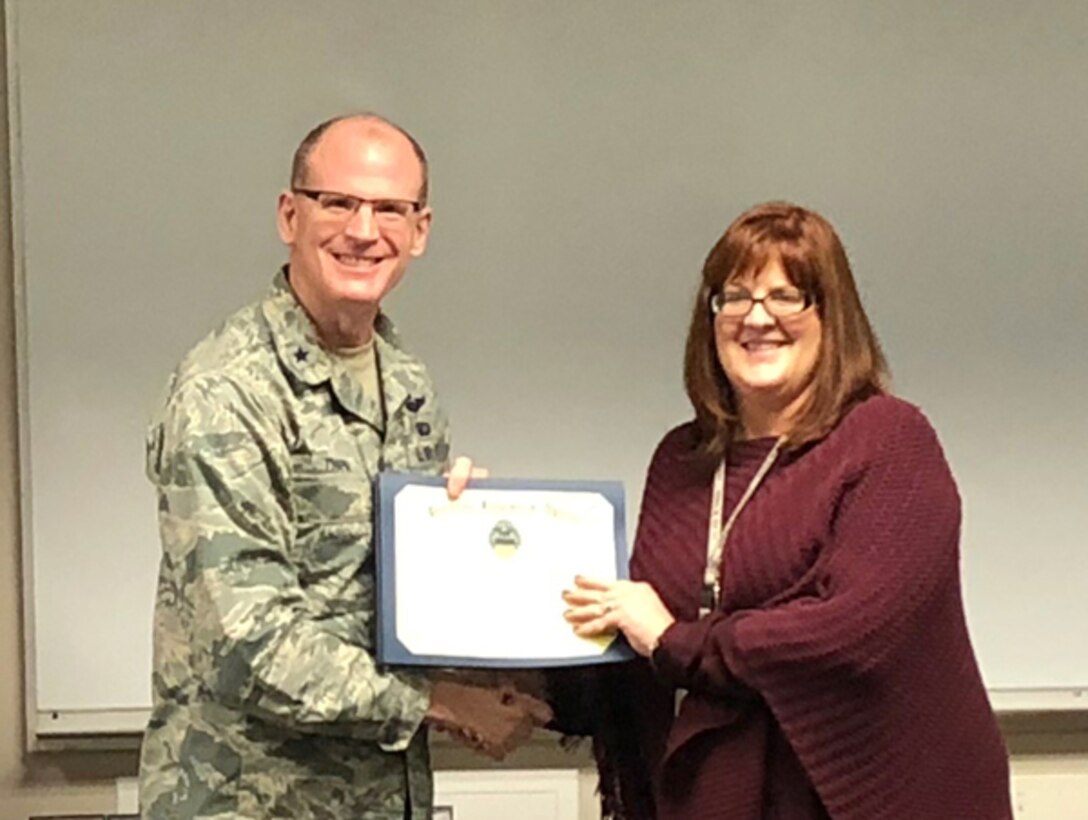 Tracy Keenan receives a humanitarian award