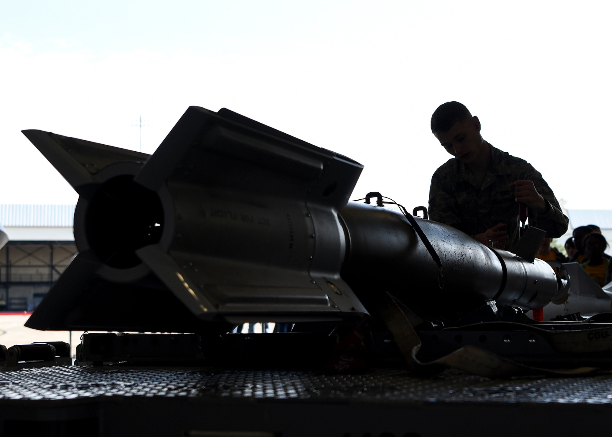 Battle of the load crews