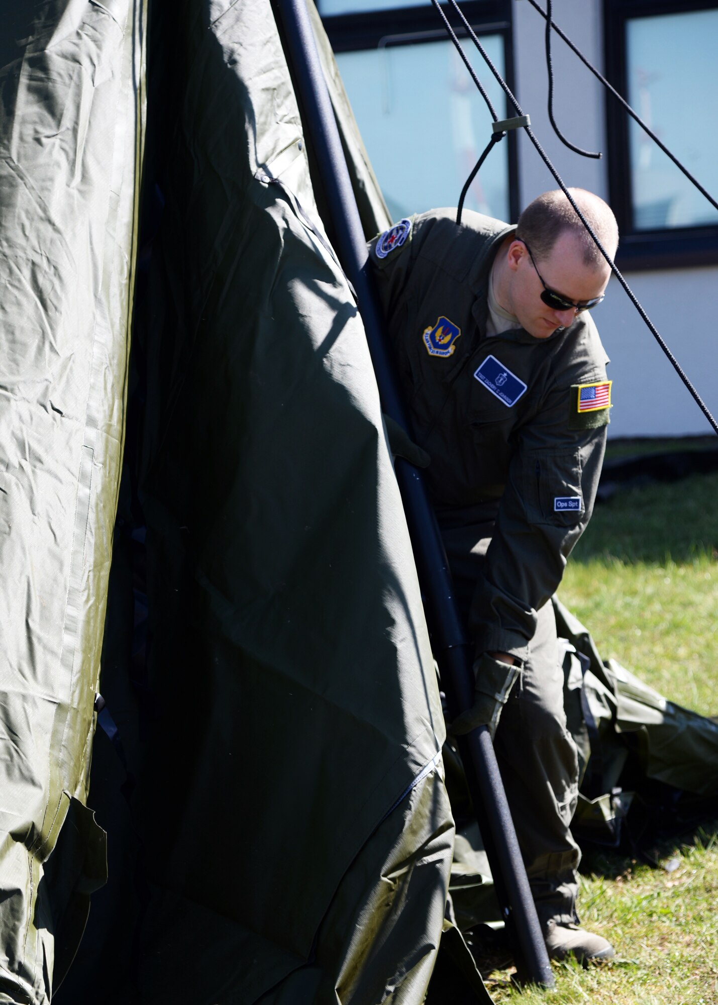 Airmen with the 86th Aeromedical Evacuation Squadron perform a readiness training exercise as part of a unit type code training on Ramstein Air Base, Germany, April 27, 2018.