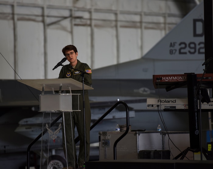 General speaks at event
