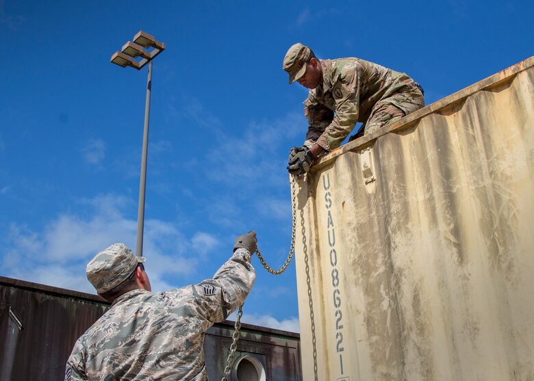 69 APS cargo training
