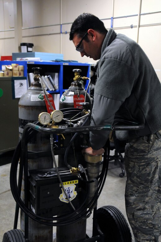 168th Wing maintainers support RF-A 18-1