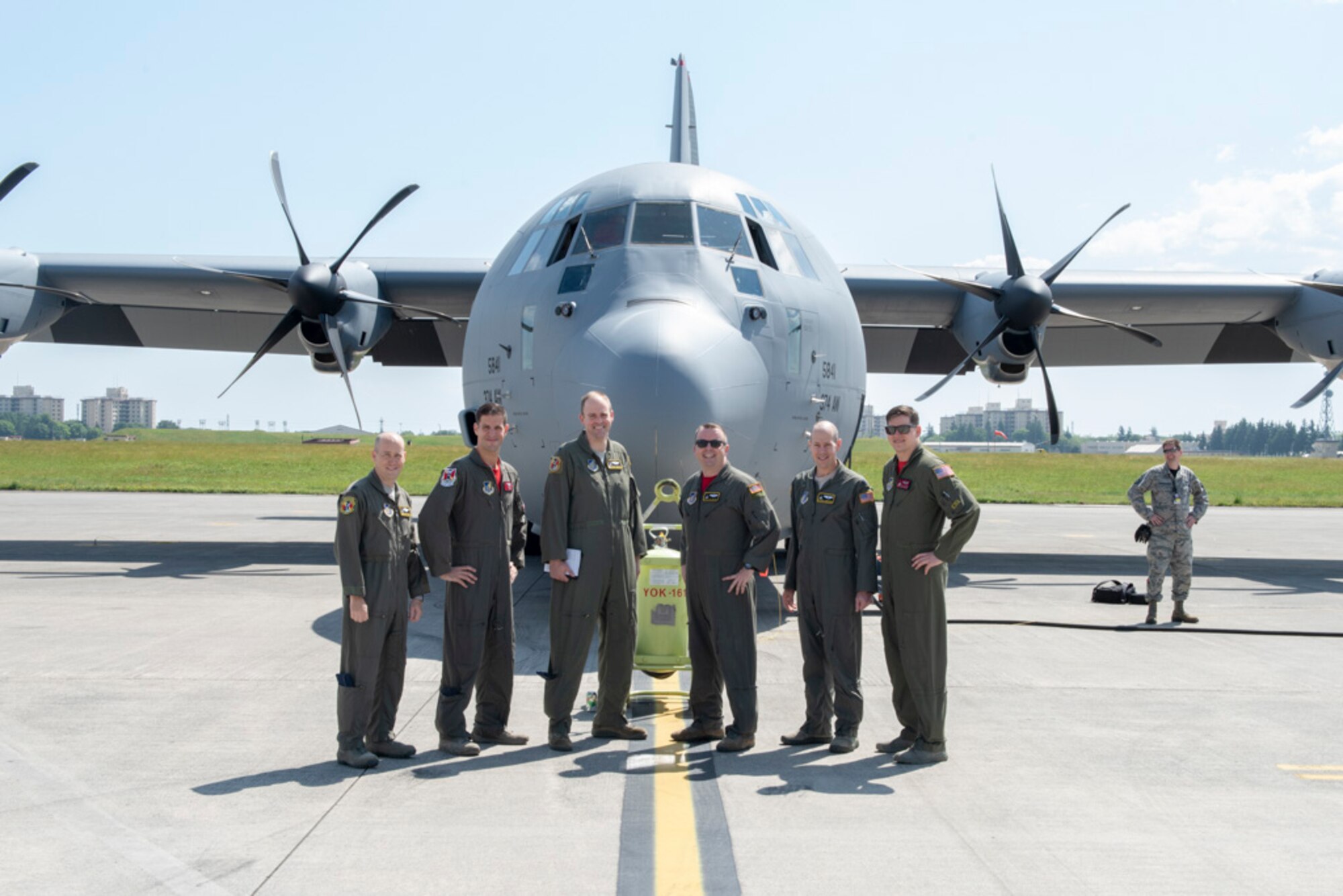 Yokota Airmen team up for airlift surge