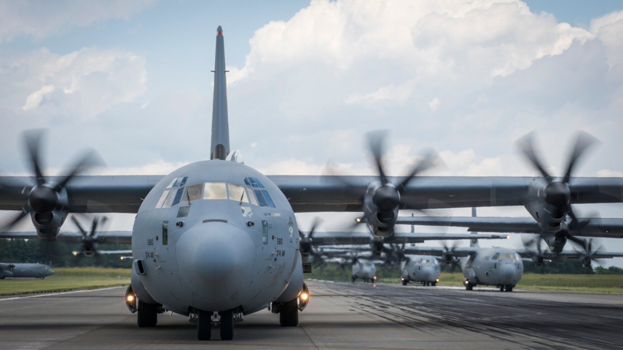 Yokota Airmen team up for airlift surge