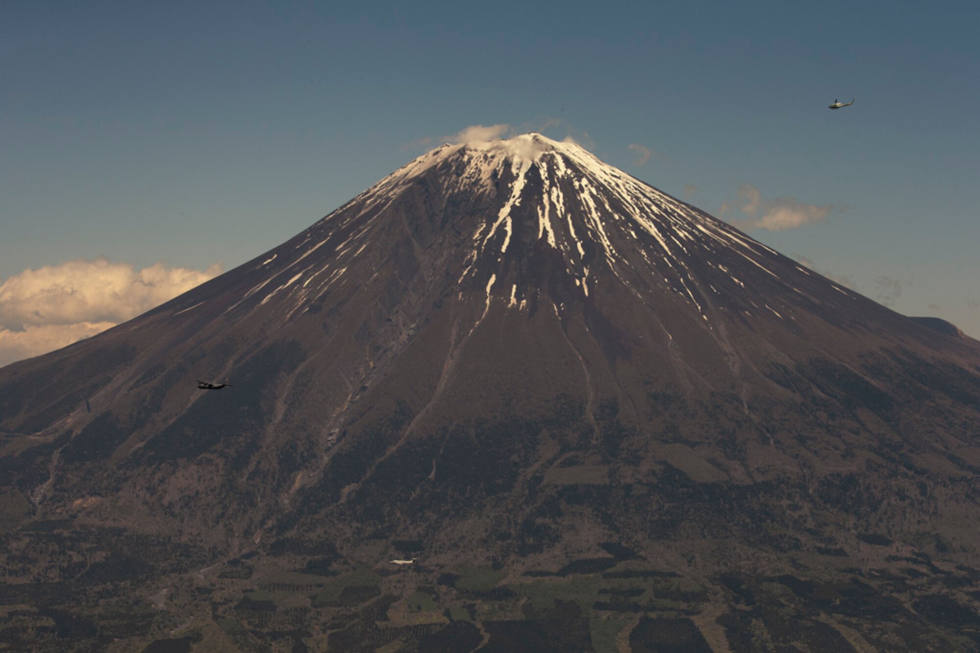 Yokota Airmen team up for airlift surge