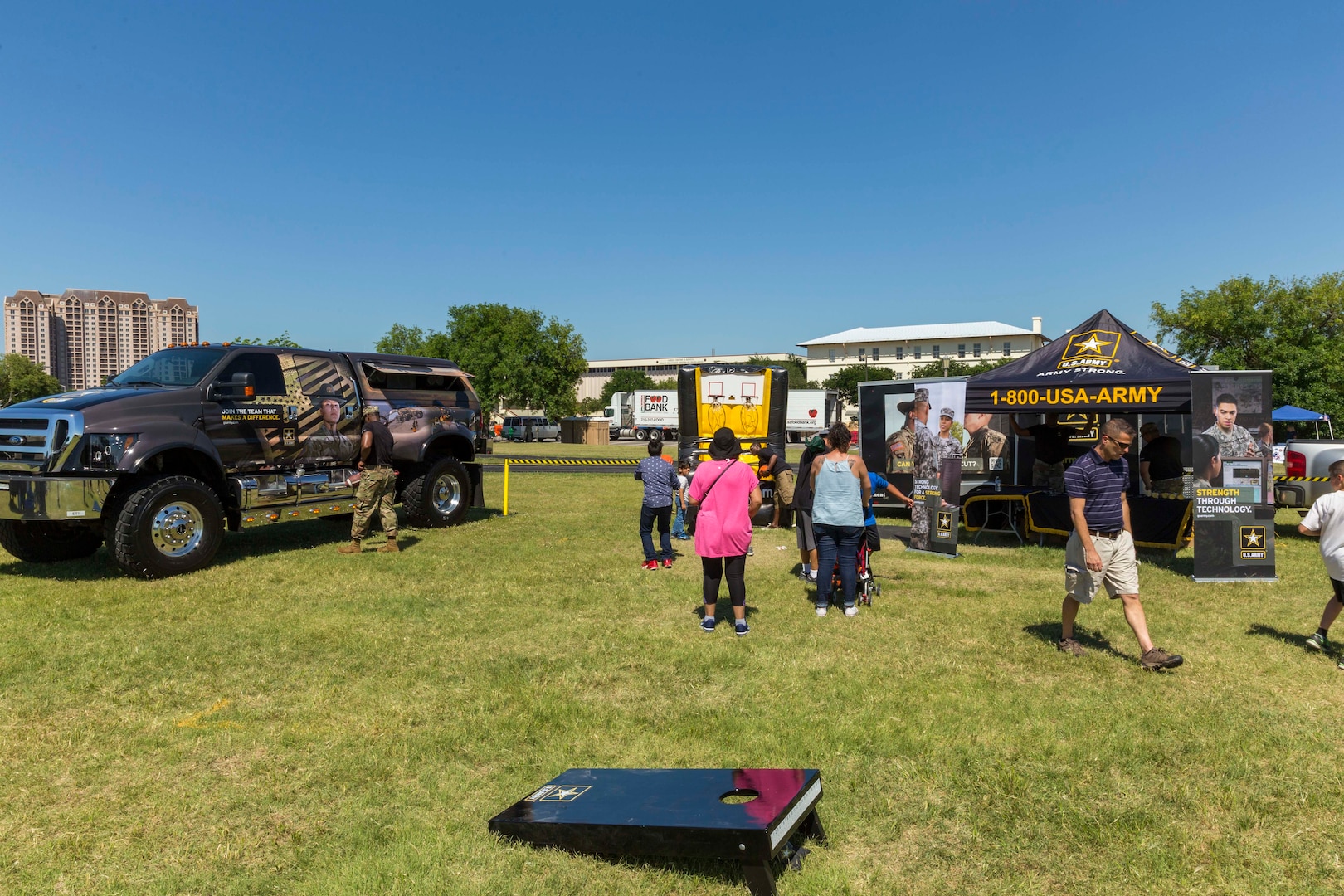 Joint Base San Antonio and community members attend the annual Military Appreciation Weekend May 6, 2017 at Joint Base San Antonio-Fort Sam Houston, Texas. U.S. Army North and JBSA hosted the two-day event, which featured music, family activities, and various military demonstrations. This year, the appreciation weekend also commemorated the 300th anniversary for the city of San Antonio. (U.S. Air Force photo by Ismael Ortega / Released)