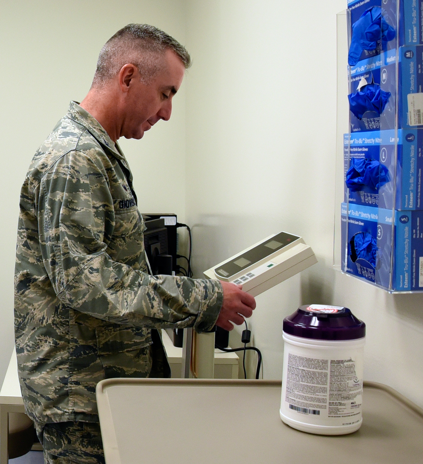 andersen afb clinic