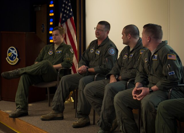 T-1A Jayhawk and T-6A Texan II jet trainer aircraft instructors from Columbus Air Force Base, Miss., speak to Joint Base Charleston pilots at the 14th Airlift Squadron on Joint Base Charleston, S.C., May 7, 2018.