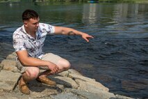 Iwakuni Marines rescue boat passengers at Kintai Bridge
