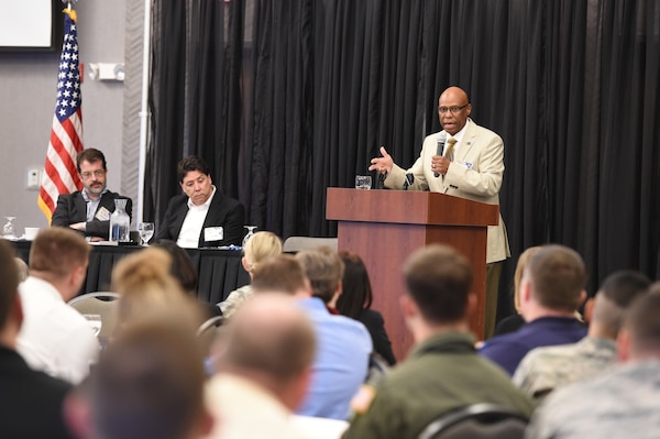 Craig Jacobs, director of Omaha Henry Doorly Zoo and Aquarium human resources, speaks at the 2nd annual “Empowering Tomorrow’s Leaders” conference at the Beardmore Event Center in Bellevue, Neb., May 7, 2018. More than 300 attendees, nominated by their leadership, attended the all-day event. The theme this year was "Igniting Innovation: How to Go Faster" featuring speakers and panelists to inspire out-of-the box thinking. (U.S. Navy photo by Mass Communication Specialist 1st Class Julie R. Matyascik)