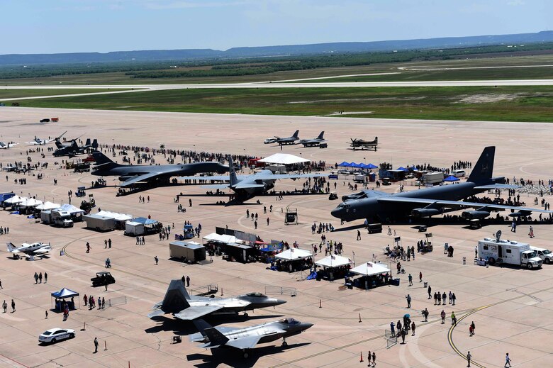 Air, Space Expo wraps up at Dyess