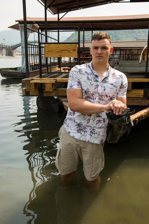 Iwakuni Marines rescue boat passengers at Kintai Bridge