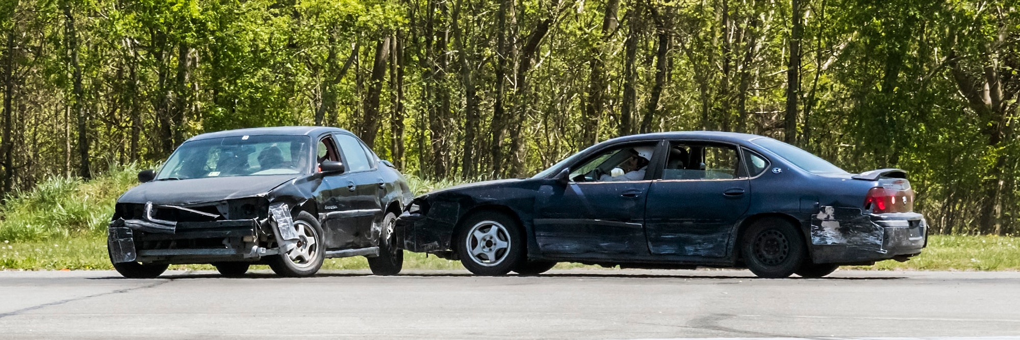 Participants demonstrate pitting technique during the instinctive driving training of the Senior Leader Security Seminar at Montross, Va., May 1, 2018. The unique two-day anti-terrorism course ensures the safety and survivability of  Air Force leaders traveling in medium to critical threat areas. (U.S. Air Force photo by Michael Hastings)