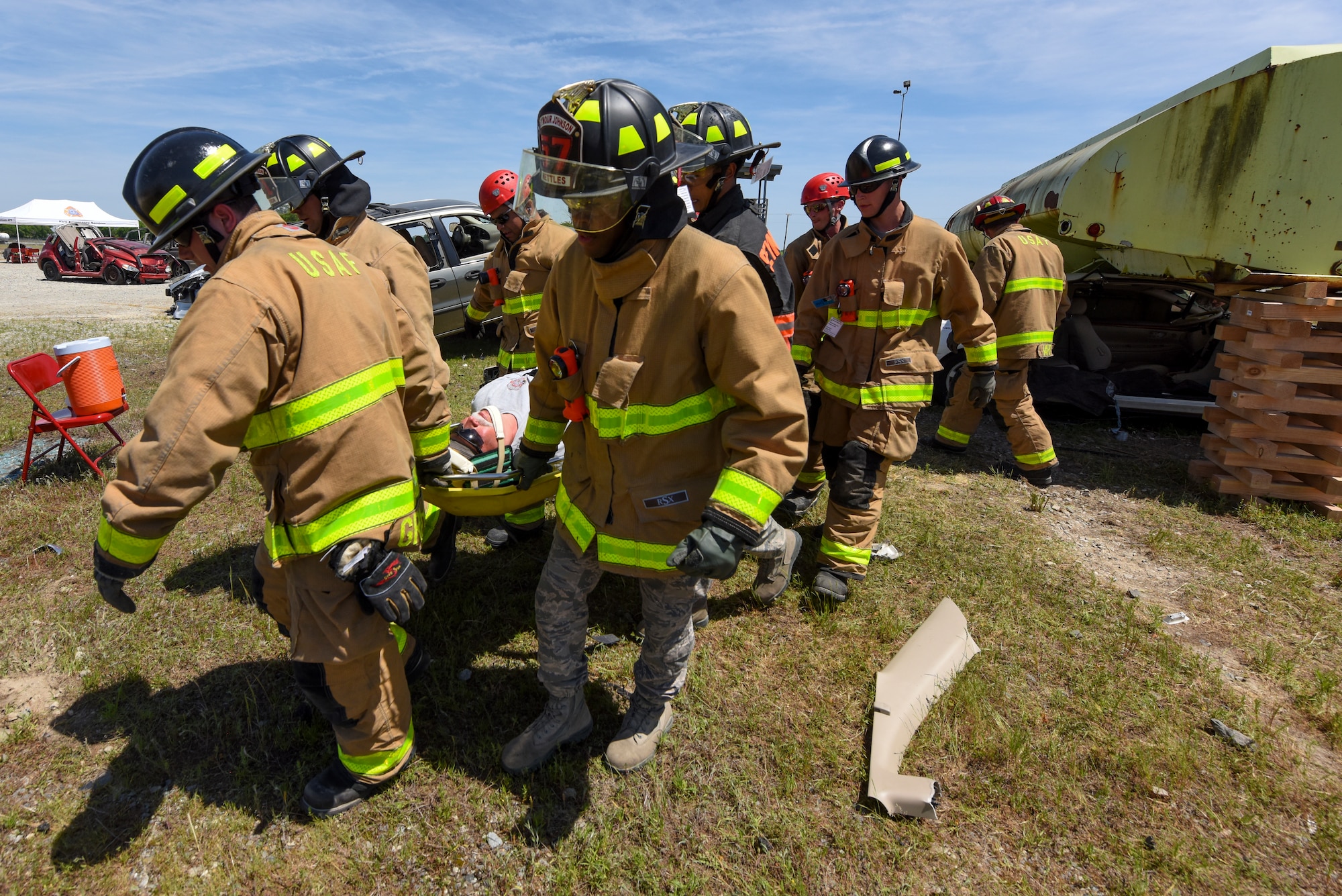 4th CES gets “crash” course in vehicle extrication