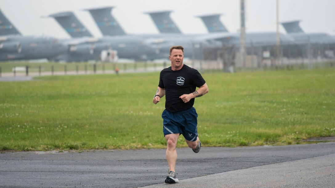 Port Dawgs remember their fallen
