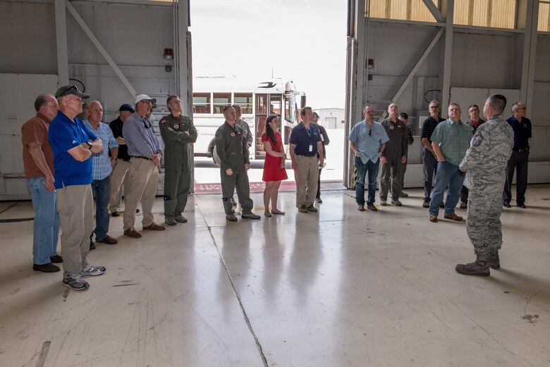 Honorary commanders get behind-the-scene look into 412th Maintenance ...