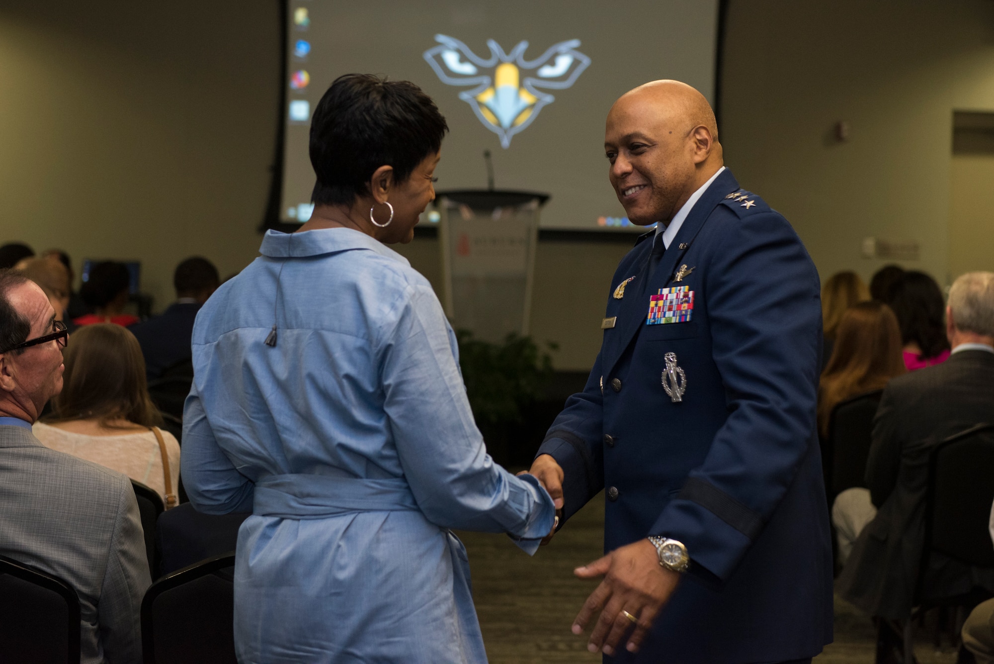 AU commander discusses innovation, future development with AUM, community leaders