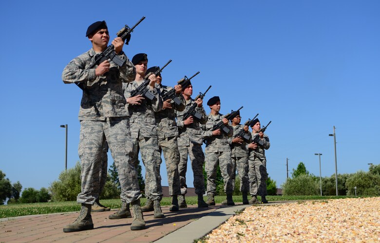 9th SFS, OSI honor fallen officers > Beale Air Force Base > Article Display