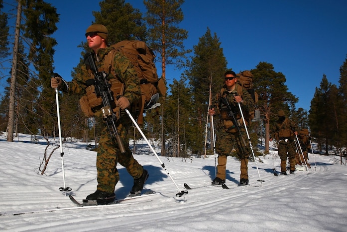 Marine Corps wants new military ski systems with universal bindings