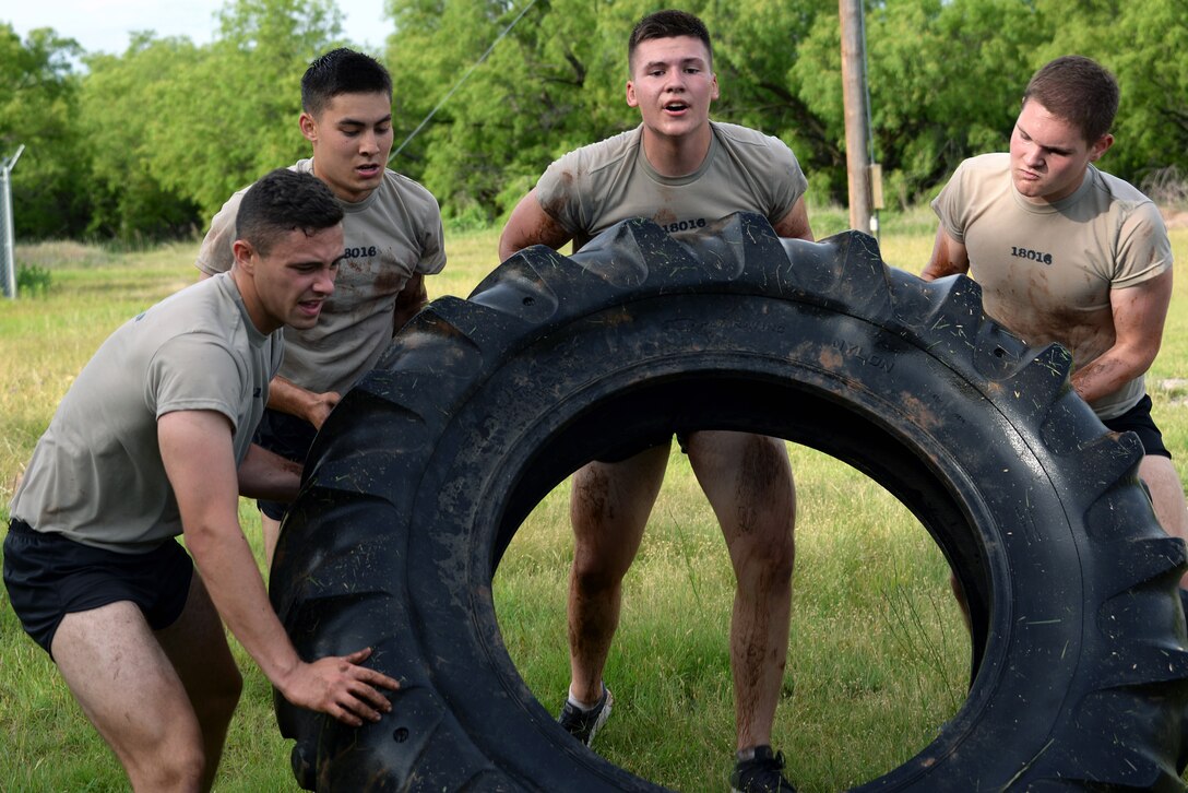 366th Training Squadron explosive ordnance disposal course