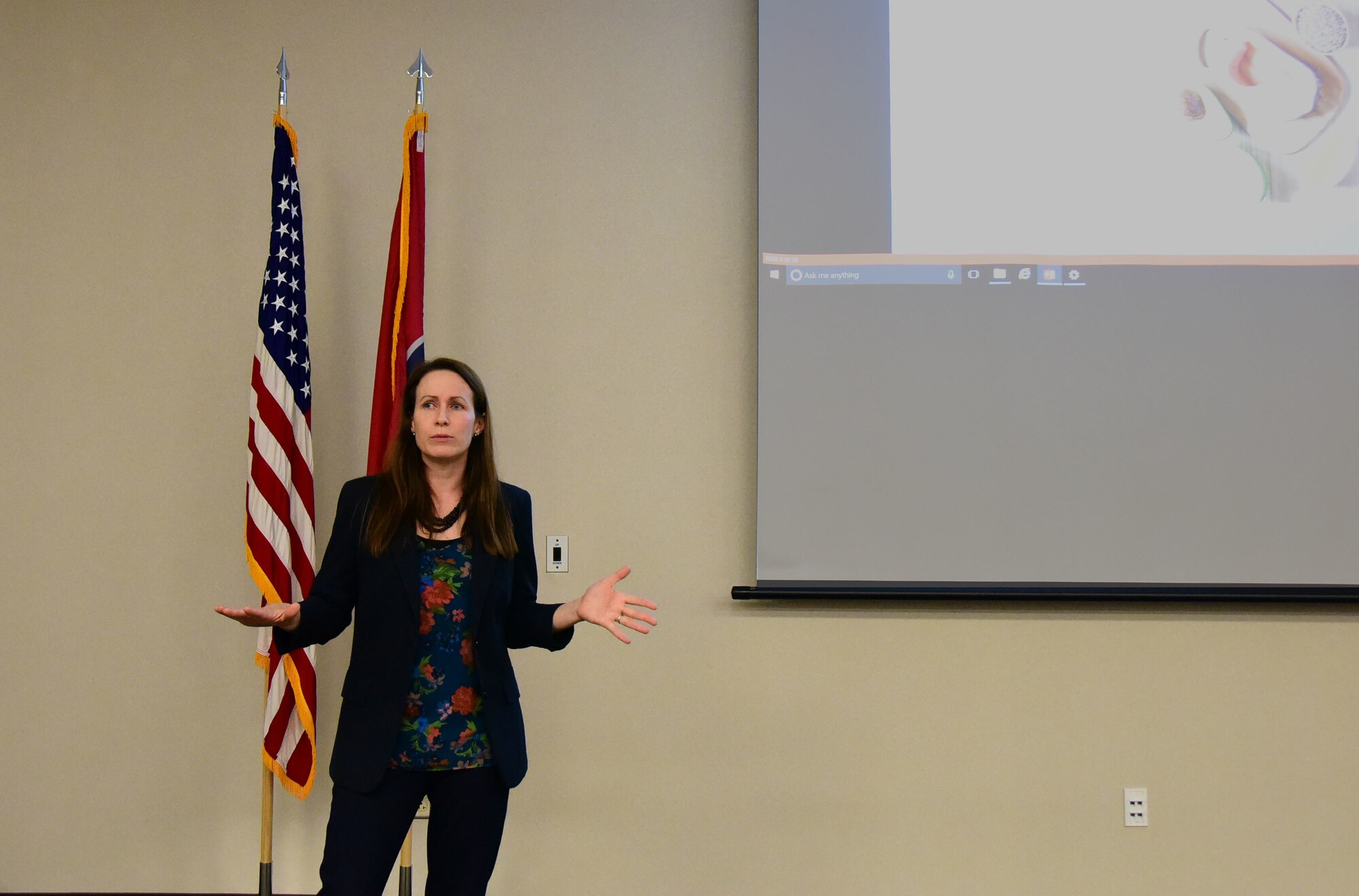 Laura Schmutzer, a registered dietician, gives a presentation to members of the 118th Wing on a healthy diet on May 5, 2018 at Berry Field Air National Guard Base, Nashville, Tennessee. Schmutzer’s main goal of the presentation was to encourage Airmen to set healthy goals and habits to prevent chronic diseases. (U.S. Air National Guard photo by Senior Airman Anthony Agosti)