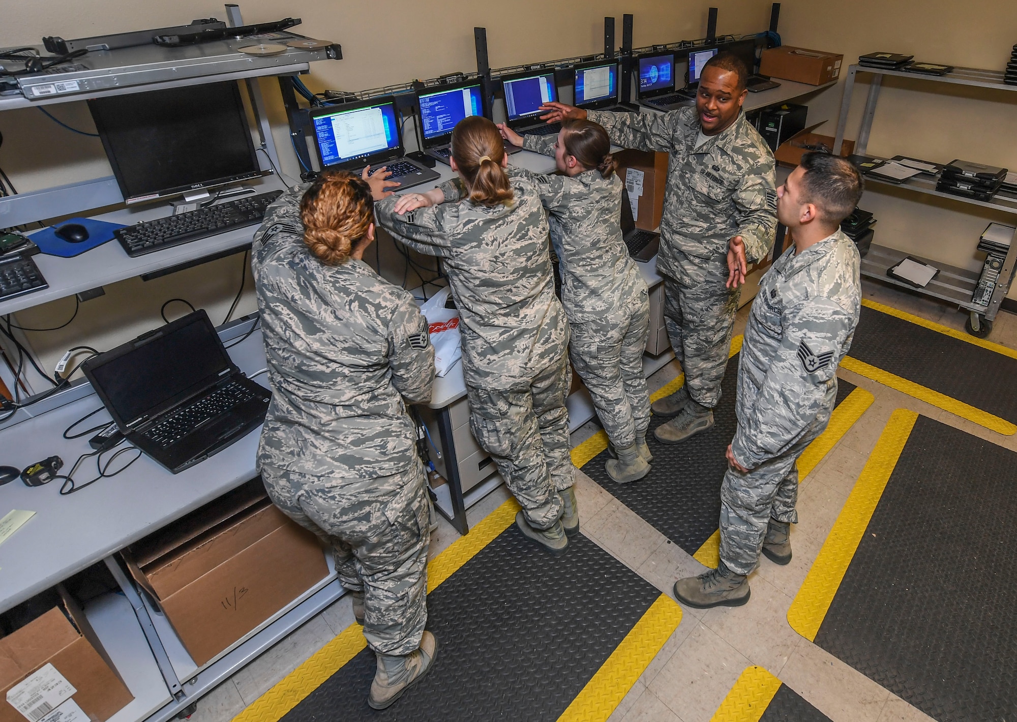 5th CS client systems technicians upgrade MAFB computers