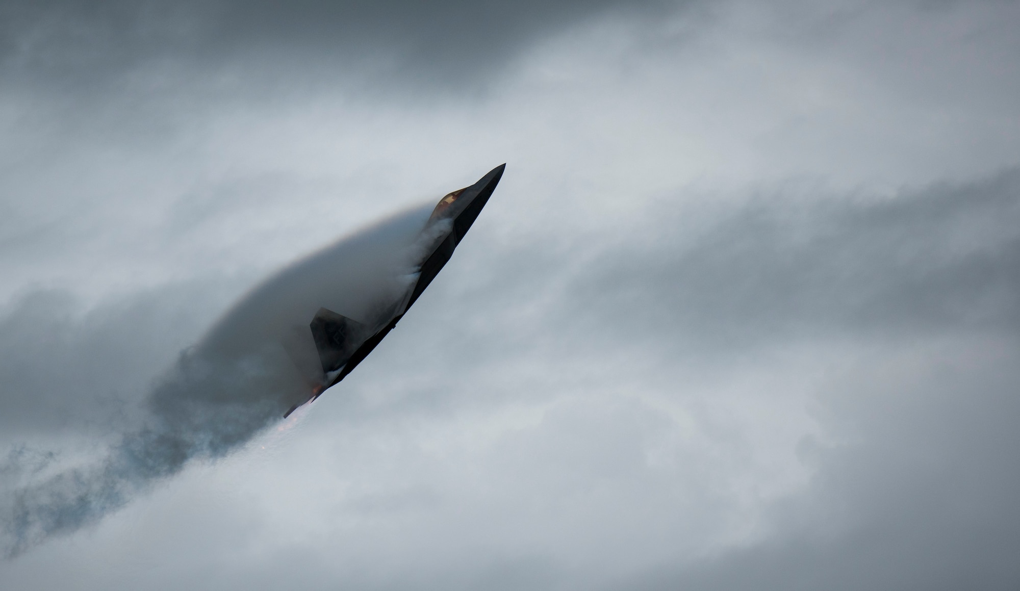 U.S. Air Force Maj. Paul "Loco" Lopez, F-22 Raptor Demonstration Team commander and pilot, performs during AirPower Over Hampton Roads JBLE Air and Space Expo at Joint Base Langley-Eustis, Virginia, May 18, 2018.