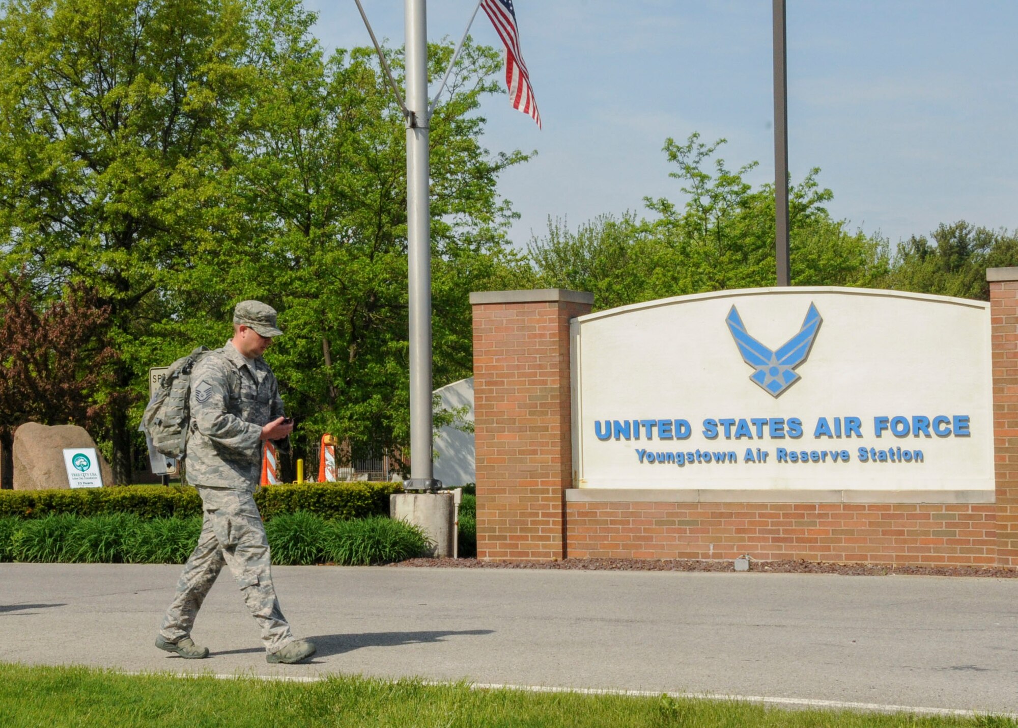 YARS hosted Ruck the Thin Blue Line, a 9-mile ruck march during Police Week in honor of police officers who have fallen in the line of duty.