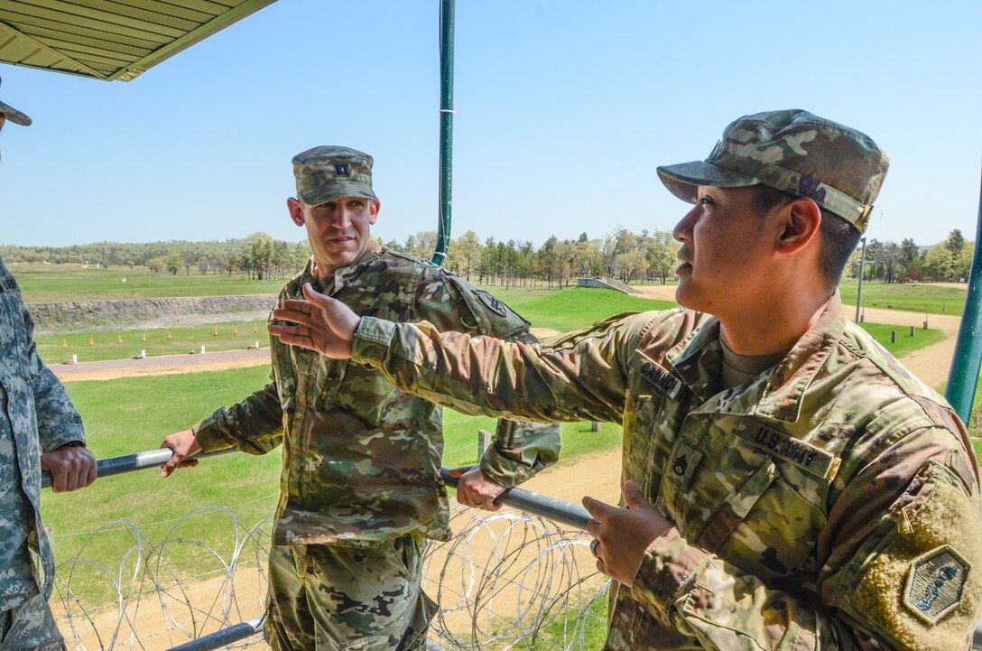 Army Reserve senior gunners certified at Cold Steel