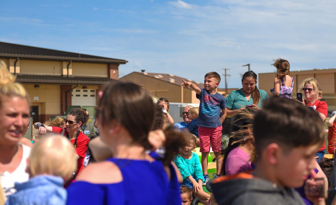 Dyess Airmen return home