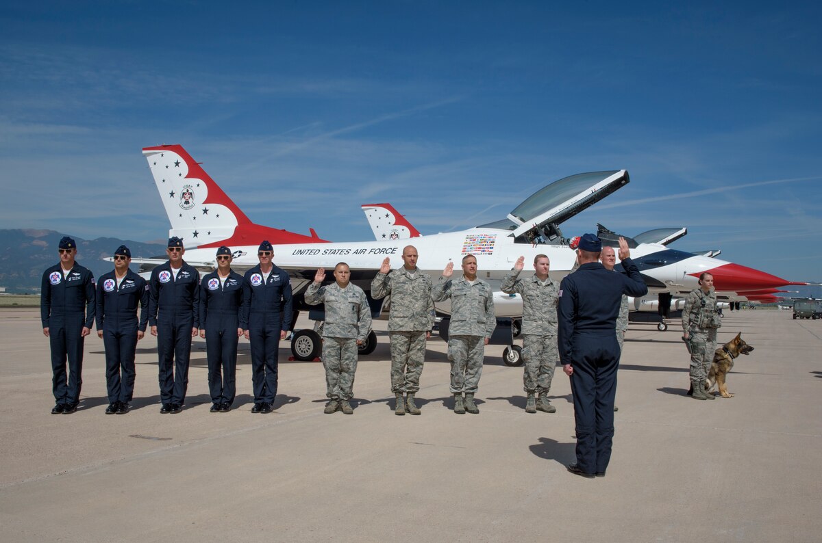 Airmen reenlist at Peterson AFB > Peterson and Schriever Space Force ...