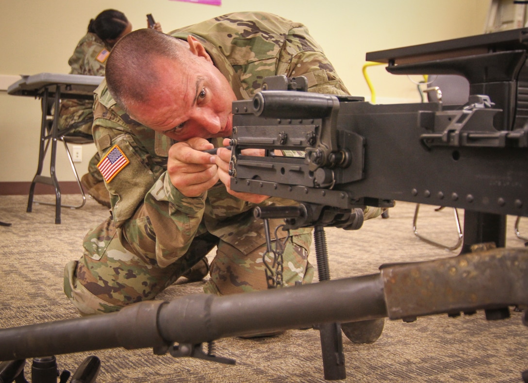 First ever Sabot Academy helps prepare Reserve Soldiers for challenging master gunnery course