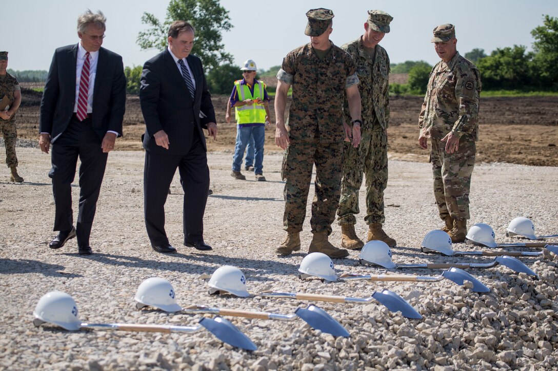 Honored guests participate in the groundbreaking of a brand new Reserve Training Center in Des Moines, Iowa, May 24, 2018.