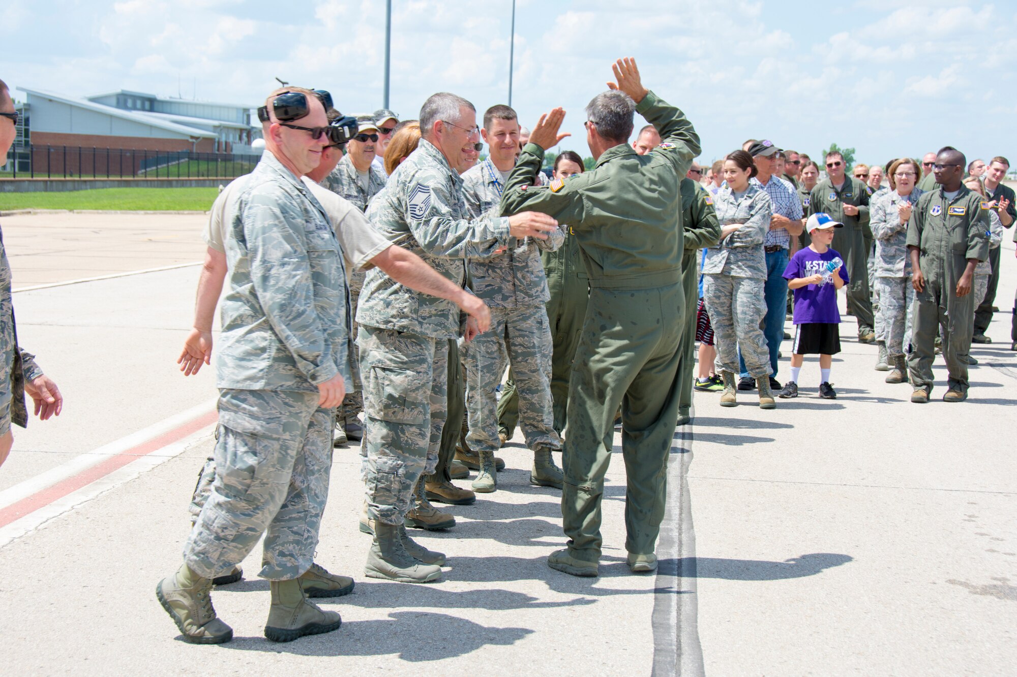 Saying Goodbye to the KC-135: Colonel's Fini Flight