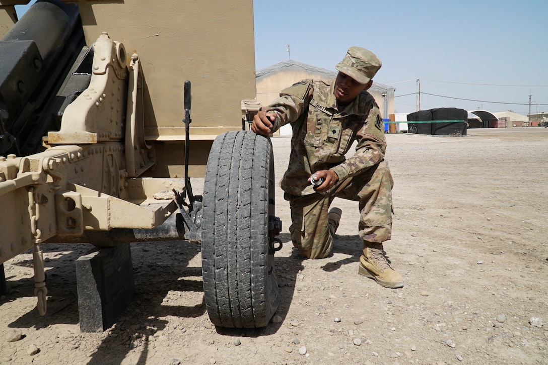 Task Force Grizzly Soldier uses artistic skills for mission success