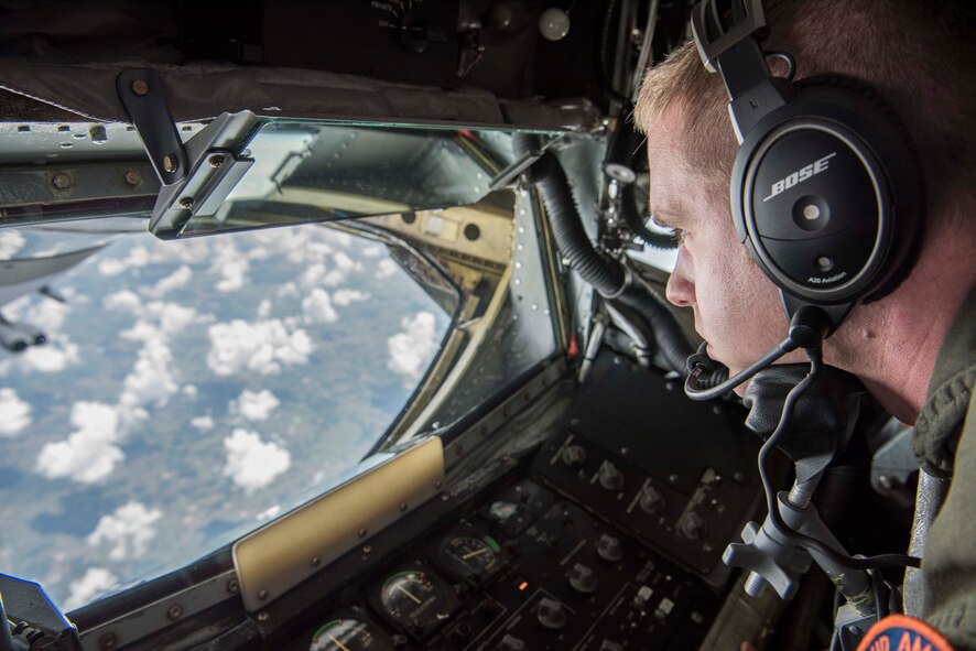 The 126th Air Refueling Wing, 906th Air Refueling Squadron and the 375th Air Mobility Wing hosted a KC-135 Stratotanker orientation flight with Scott Air Force Base’s honorary commanders May 22, 2018, at Scott AFB, Illinois. They were able to witness an aerial refueling and a tour of the St. Louis Arch by a total force crew. “[It was] great to demonstrate our capabilities to those from the local community who partner with us and support our families,” said Lt. Col. Christopher Schlachter Sr., 906th ARS commander. (U.S. Air Force photo by Senior Airman Melissa Estevez)