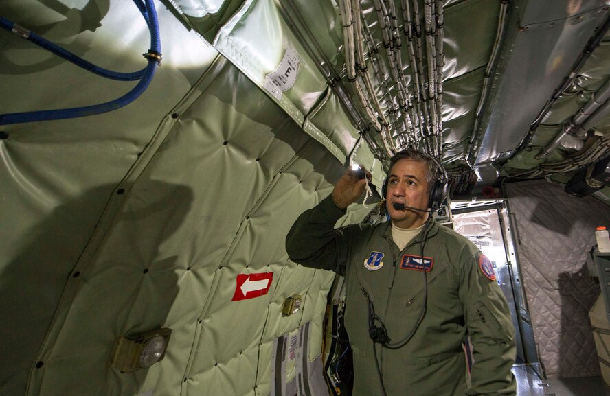 The 126th Air Refueling Wing, 906th Air Refueling Squadron and the 375th Air Mobility Wing hosted a KC-135 Stratotanker orientation flight with Scott Air Force Base’s honorary commanders May 22, 2018, at Scott AFB, Illinois. They were able to witness an aerial refueling and a tour of the St. Louis Arch by a total force crew. “[It was] great to demonstrate our capabilities to those from the local community who partner with us and support our families,” said Lt. Col. Christopher Schlachter Sr., 906th ARS commander. (U.S. Air Force photo by Senior Airman Melissa Estevez)