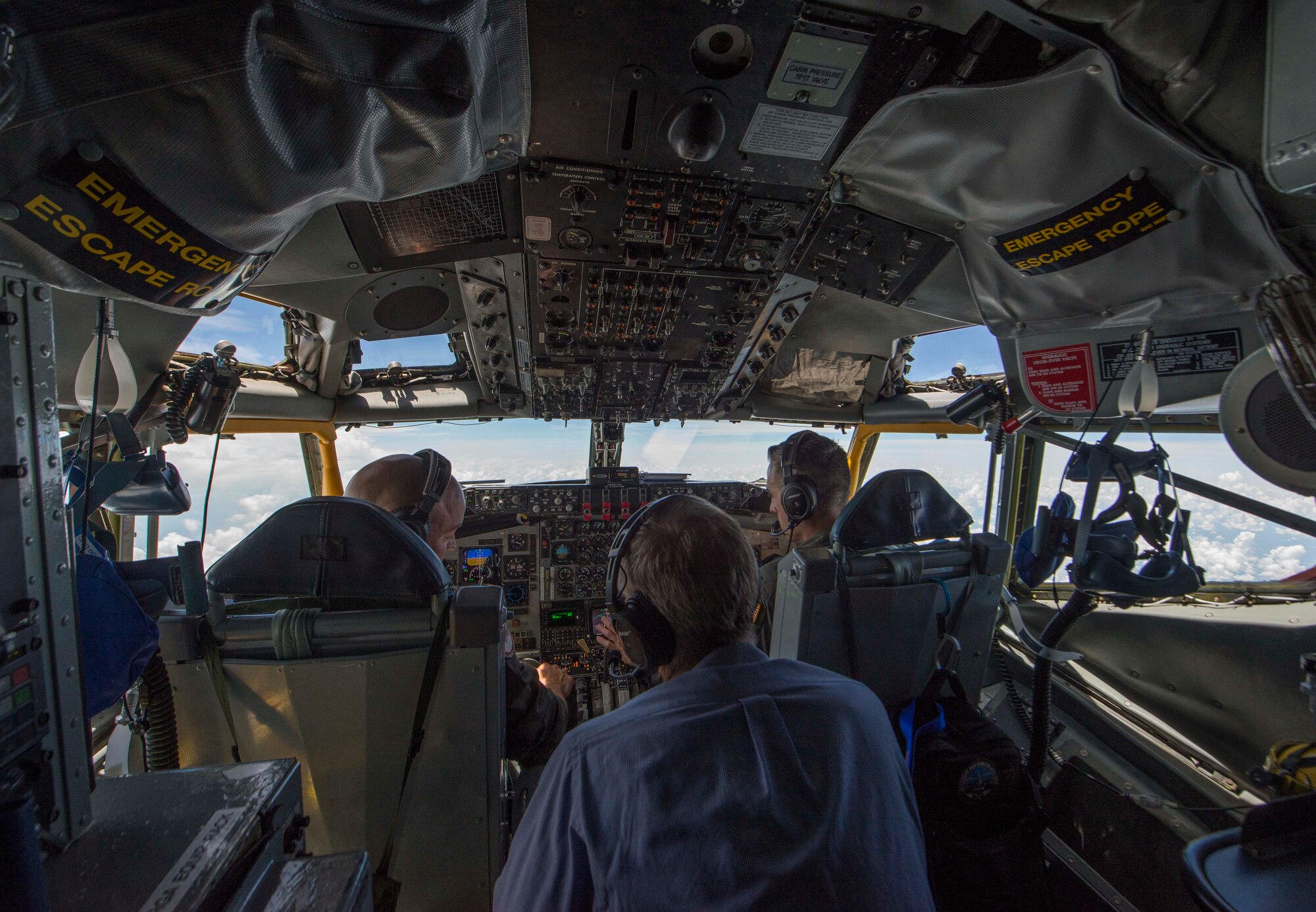 The 126th Air Refueling Wing, 906th Air Refueling Squadron and the 375th Air Mobility Wing hosted a KC-135 Stratotanker orientation flight with Scott Air Force Base’s honorary commanders May 22, 2018, at Scott AFB, Illinois. They were able to witness an aerial refueling and a tour of the St. Louis Arch by a total force crew. “[It was] great to demonstrate our capabilities to those from the local community who partner with us and support our families,” said Lt. Col. Christopher Schlachter Sr., 906th ARS commander. (U.S. Air Force photo by Senior Airman Melissa Estevez)