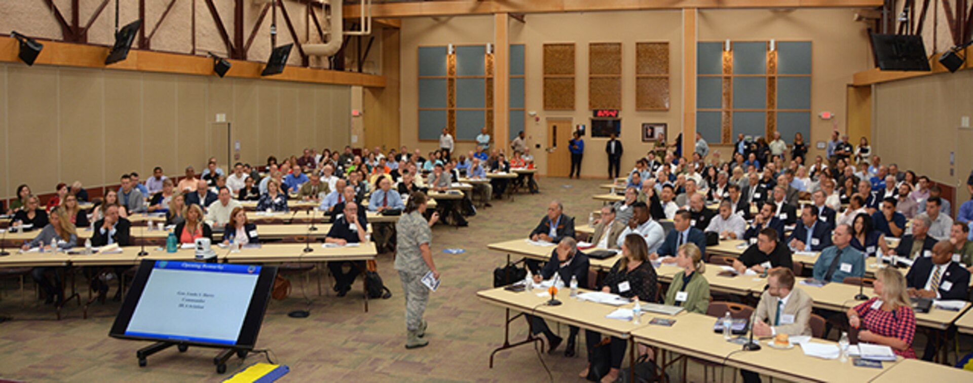 DLA Aviation hosts Supplier Industry Day