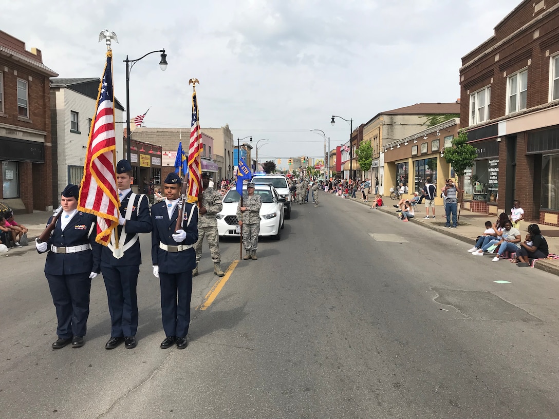 Air Base participates in community parade