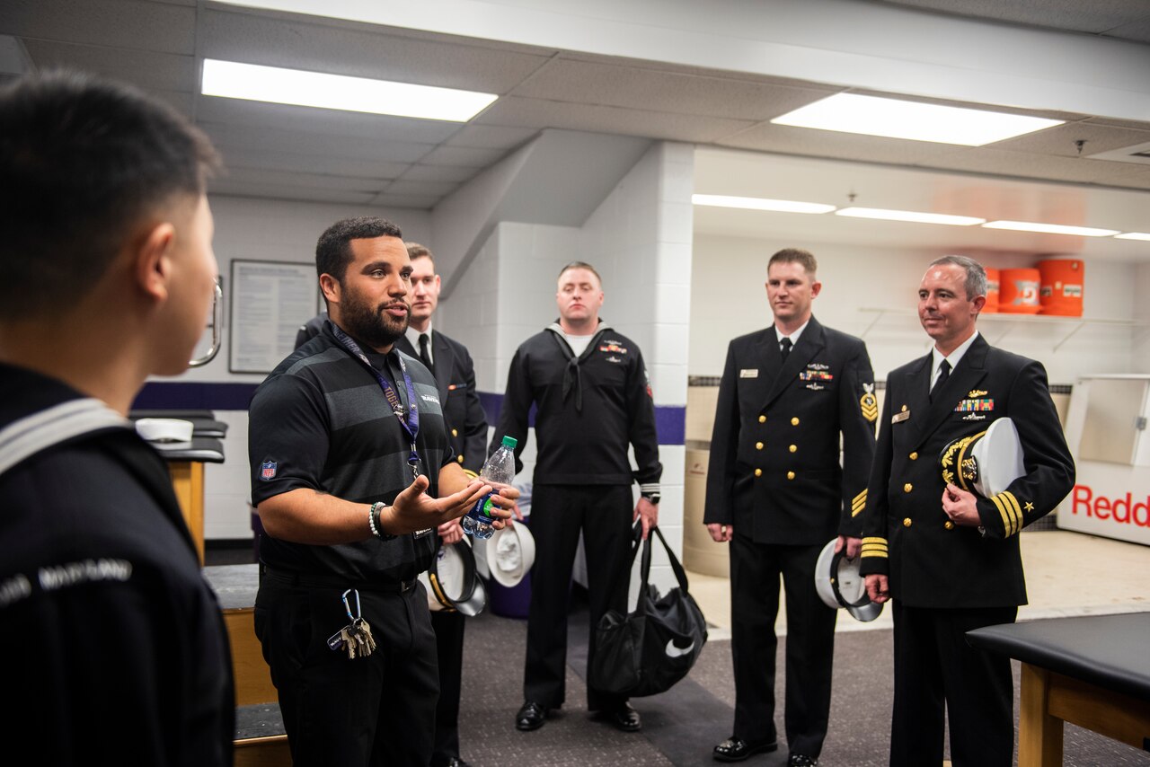 Sailors tour M&T Bank Stadium