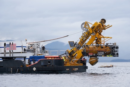 Undersea Rescue Command completes submarine rescue exercise off Alaska