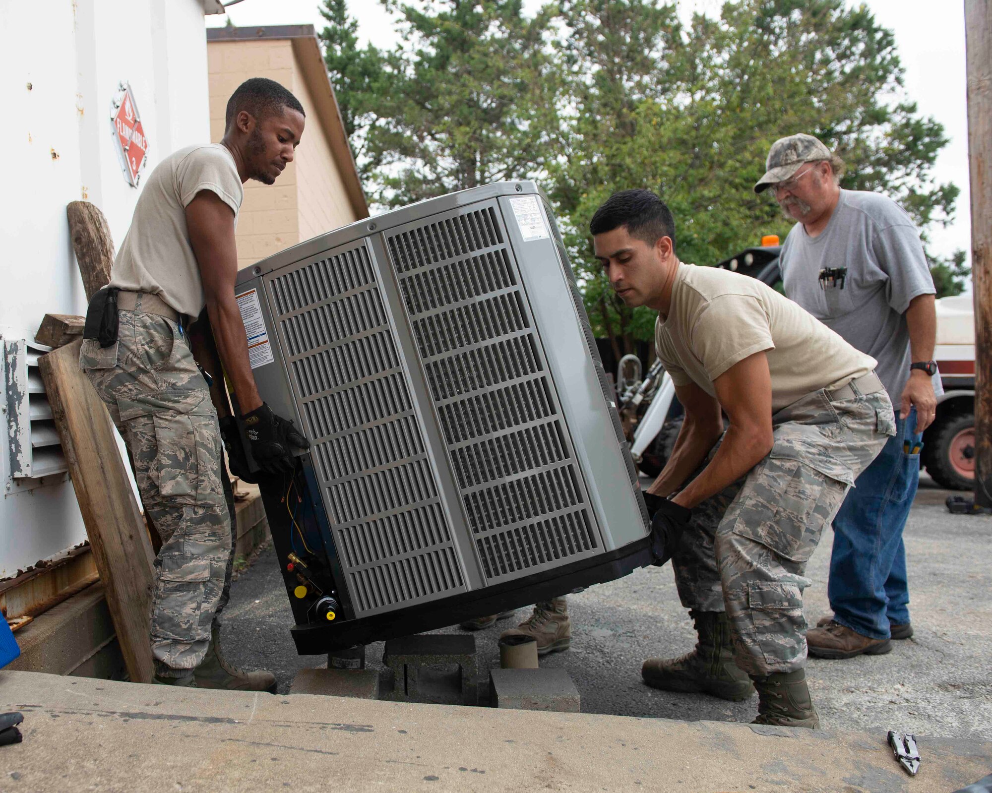 (U.S. Air Force photo by Senior Airman Tara Stetler)