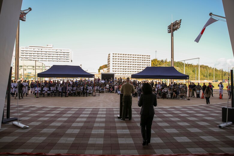 Randy Johnson visits Iwakuni during Kizuna Stadium 2nd anniversary