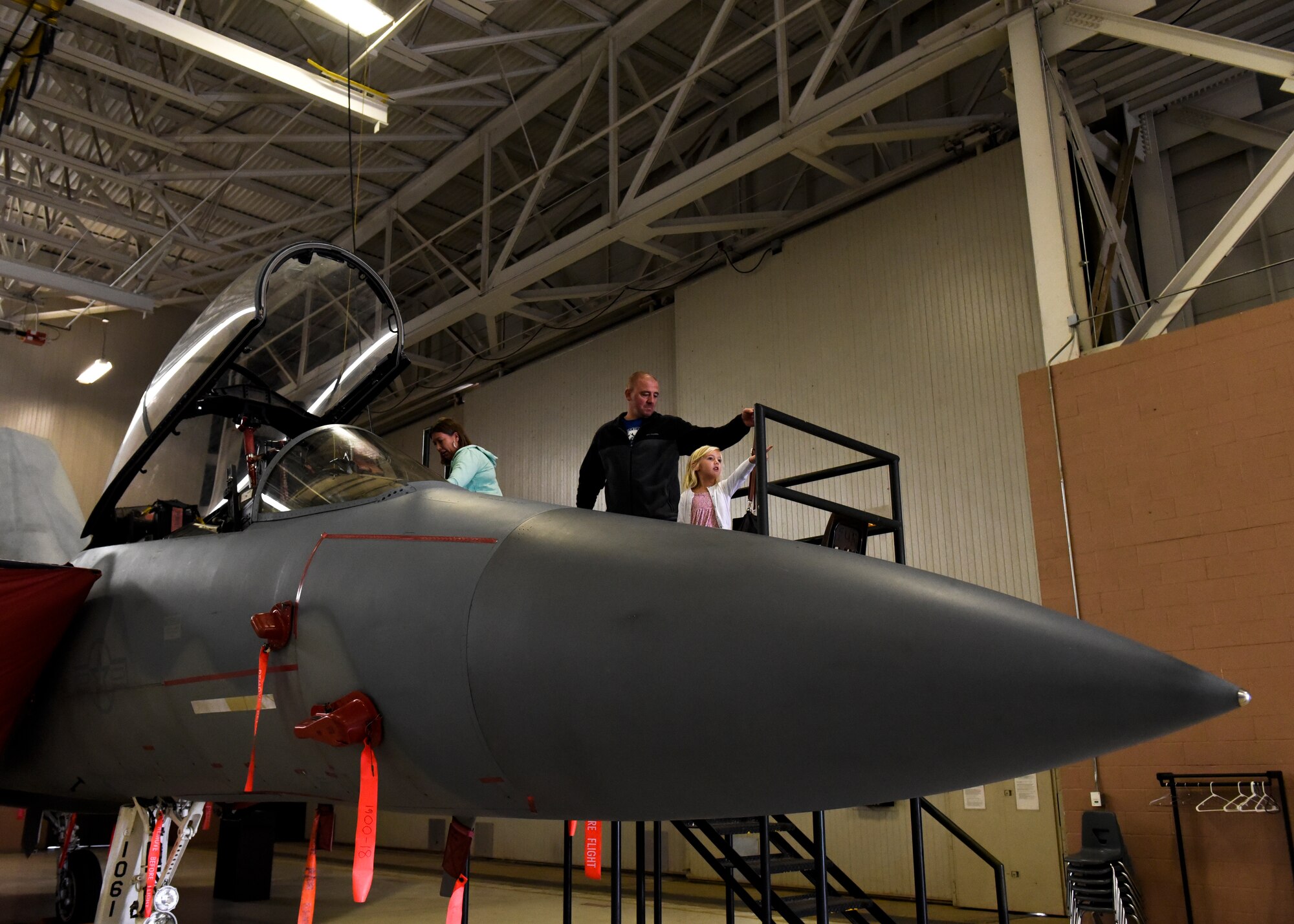 Military Families visit Sheppard Air Force Base