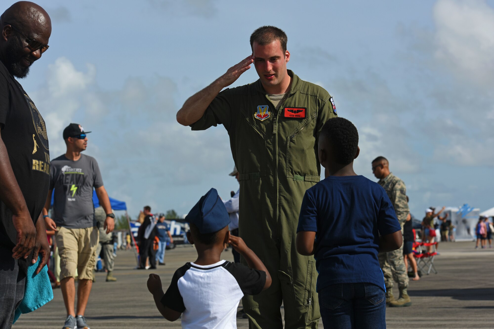 mini salute