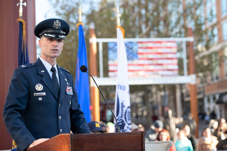 Col West speaks at National Harbor for Veterans Day event.