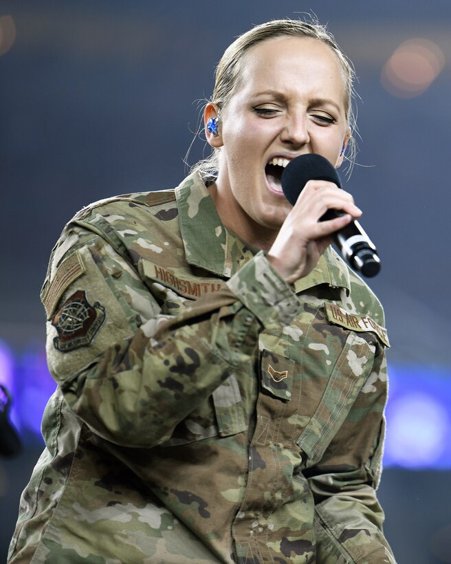 U.S. Air Force Airman 1st Class Kayla Highsmith, a vocalist with the U.S. Air Force Band of the Golden West, performs during halftime of the San Francisco Forty-Niners and New York Giants Monday Night Football game at Levi’s Stadium in Santa Clara, California, Nov. 12, 2018. The band performed in honor of Veterans Day and to support the National Football League’s Salute to Service Campaign. (U.S. Air Force photo by Louis Briscese)